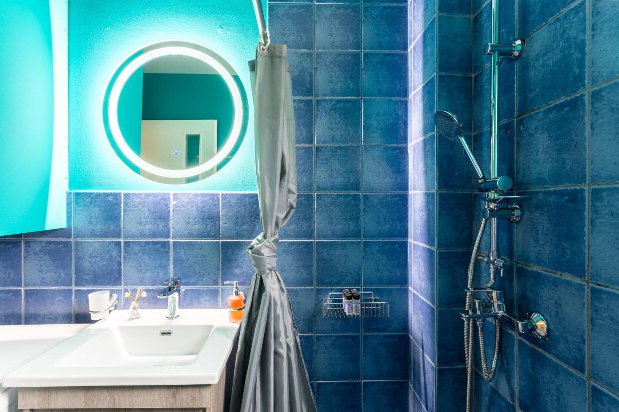 Downtown Central Suite With Private Parking カラマタ エクステリア 写真