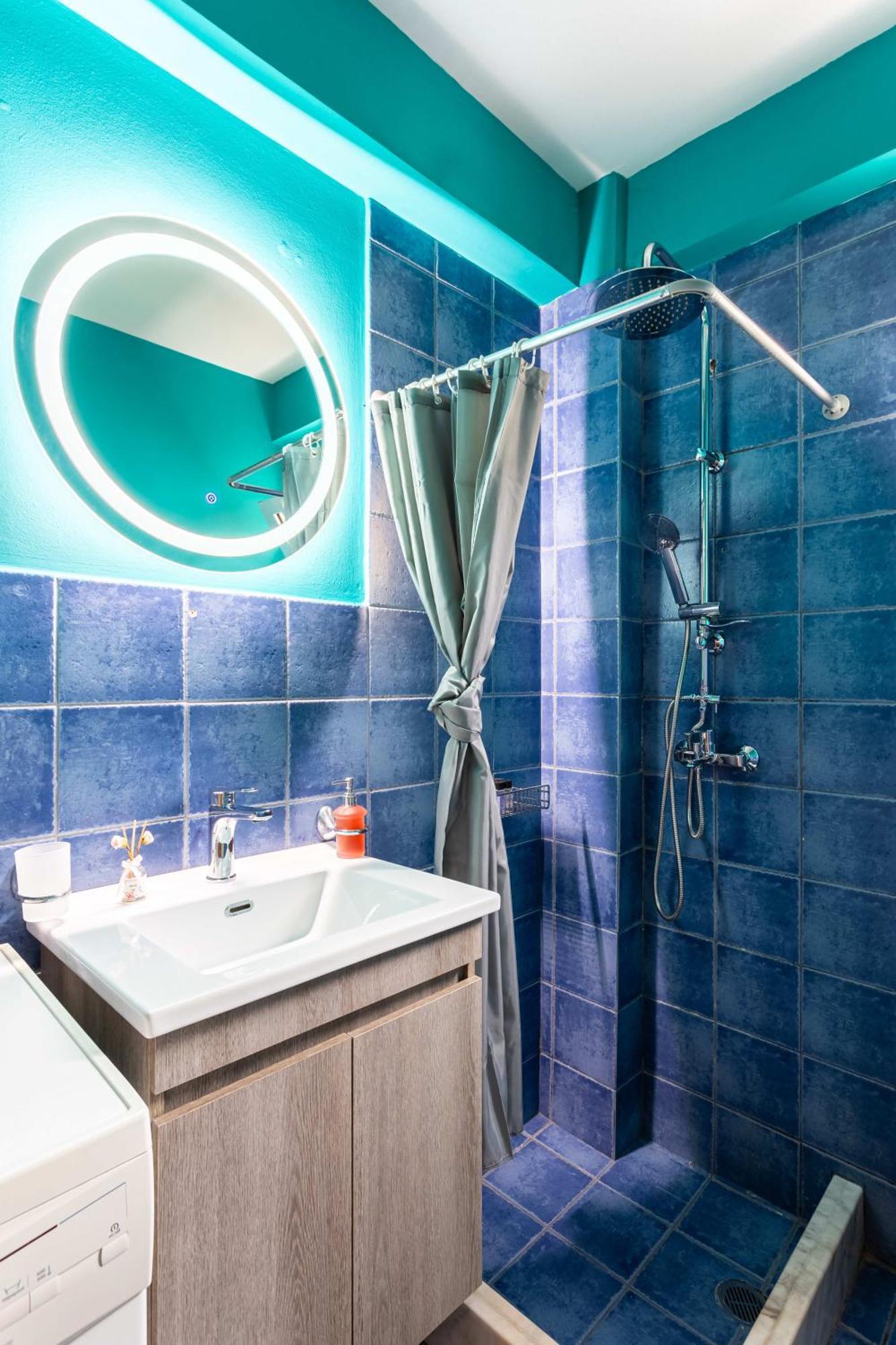 Downtown Central Suite With Private Parking カラマタ エクステリア 写真